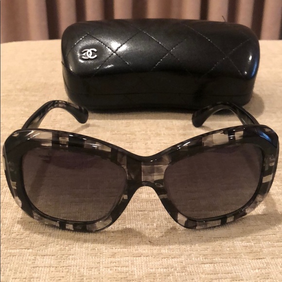 Authentic Chanel Sunglasses - Picture 6 of 8